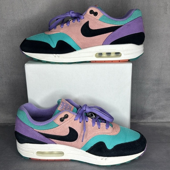🔥🔥🔥Nike Air Max 1 Have A Nike Day Size: 10🔥🔥🔥 - Picture 2 of 9